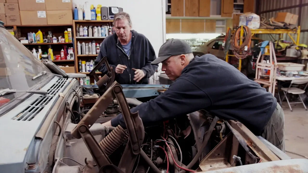 Clevo Commando — Roadkill Garage Preview Ep. 32