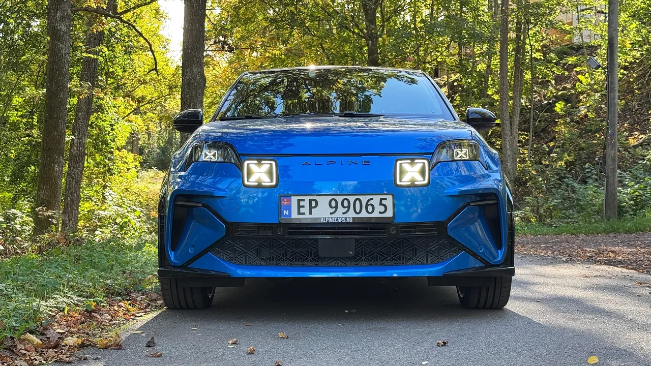 Test av Alpine A290_ Renault 5 med X-faktor