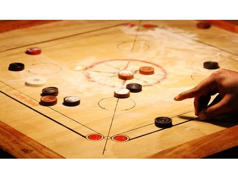 CARROM el amigo del Crokinole - Juguemos a las chapas