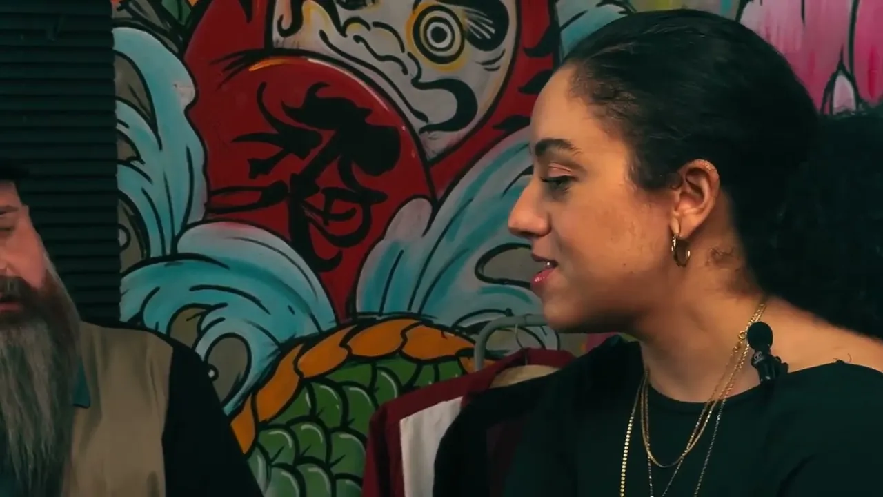 Vídeo de Camisas Maria Barbada