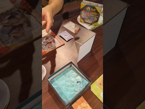 Just 3 folds #boardgame #boardgamelife #三折不撓