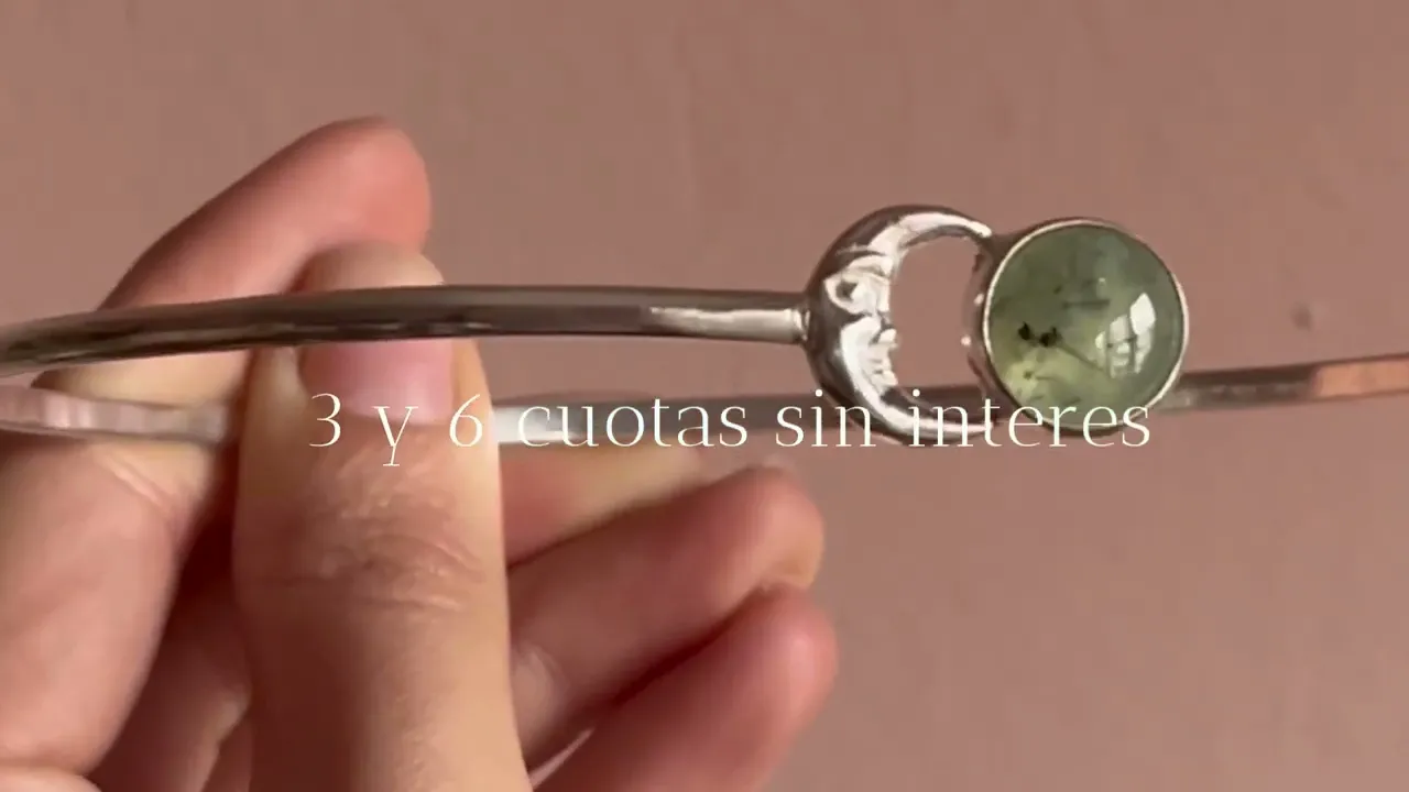 Video de Mila Calcabrini