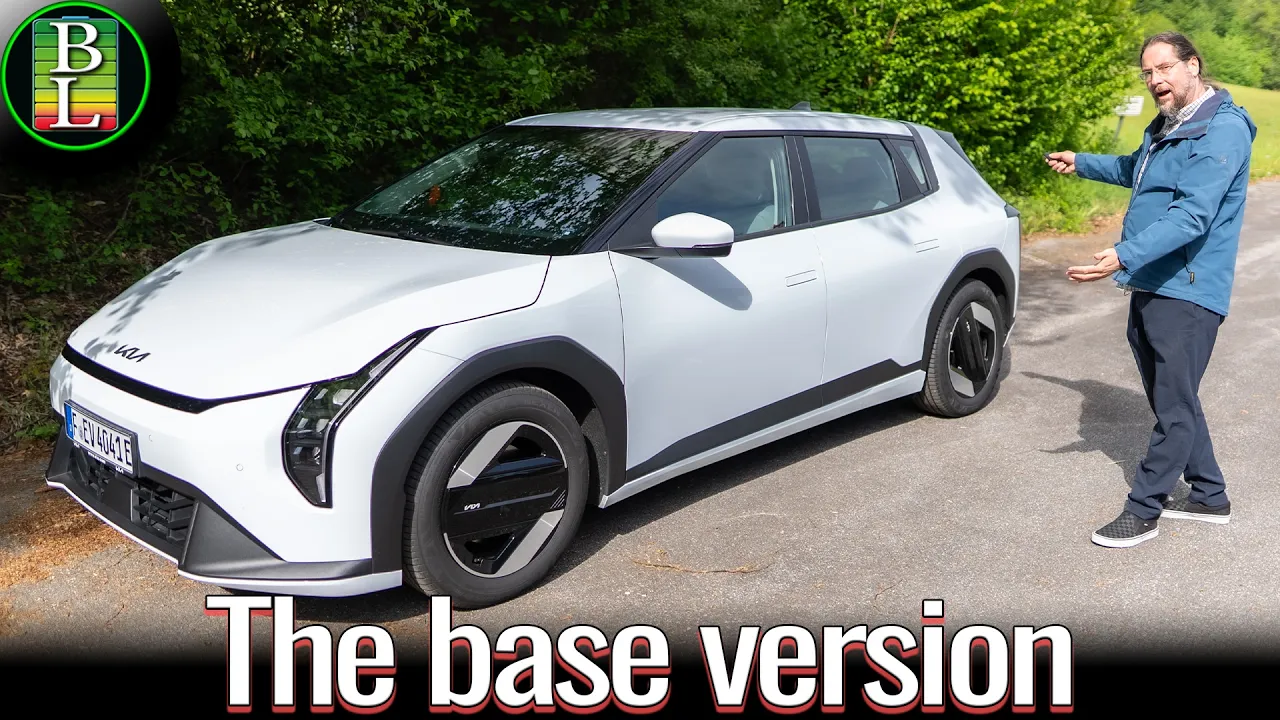Kia EV4 Small Battery (58kWh) Review – Cheaper EV4
