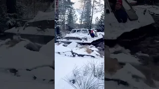 This tank puts snowplows to shame 😅 #tanks #army #vehicles