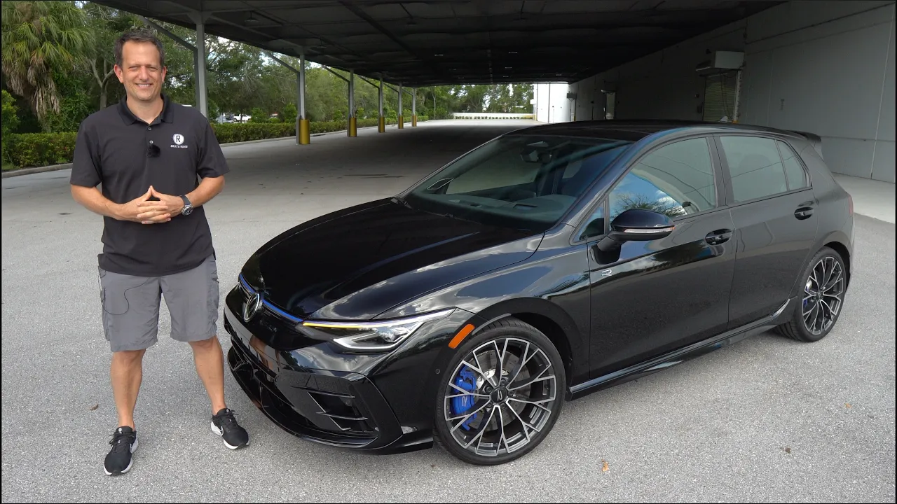 The 2026 VW Golf R is a BETTER performance car than a BMW M340i