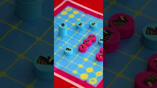How to play the boardgame "PWNED!"
