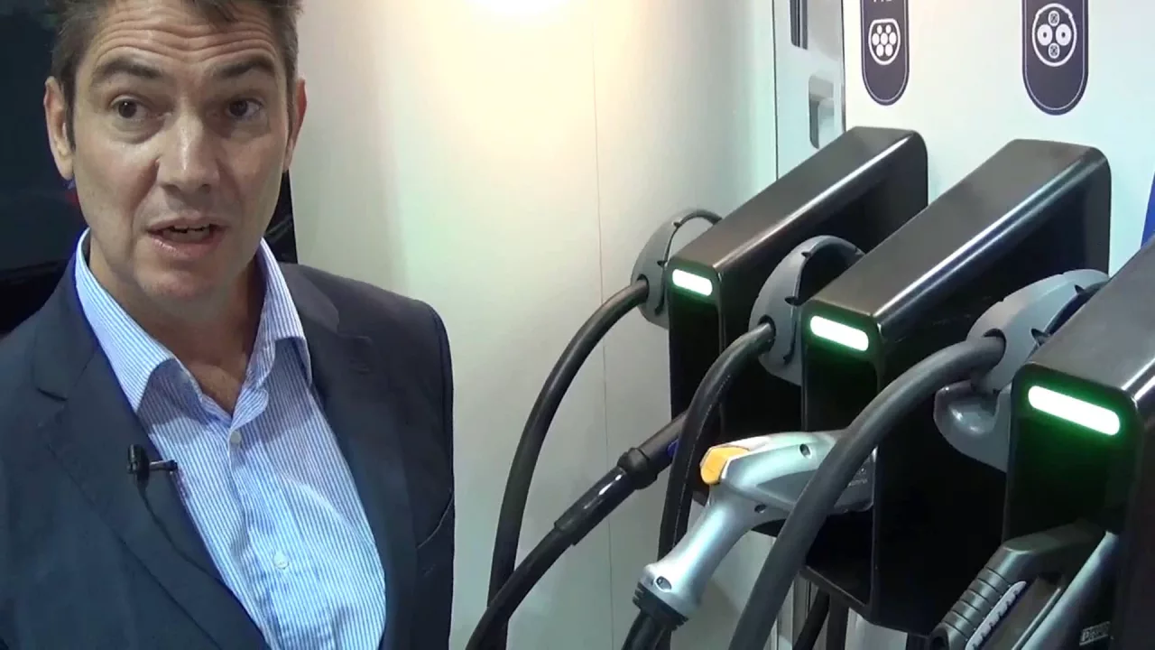 Présentation du chargeur 150 kW de DBT