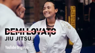 Demi Lovato Does Jiu Jitsu