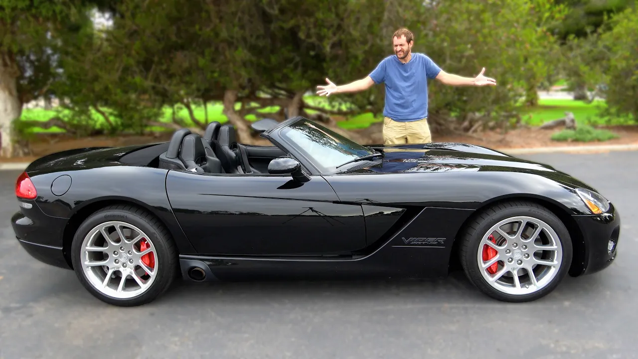 The 2005 Dodge Viper SRT-10 Is a Crazy Exotic Car Bargain