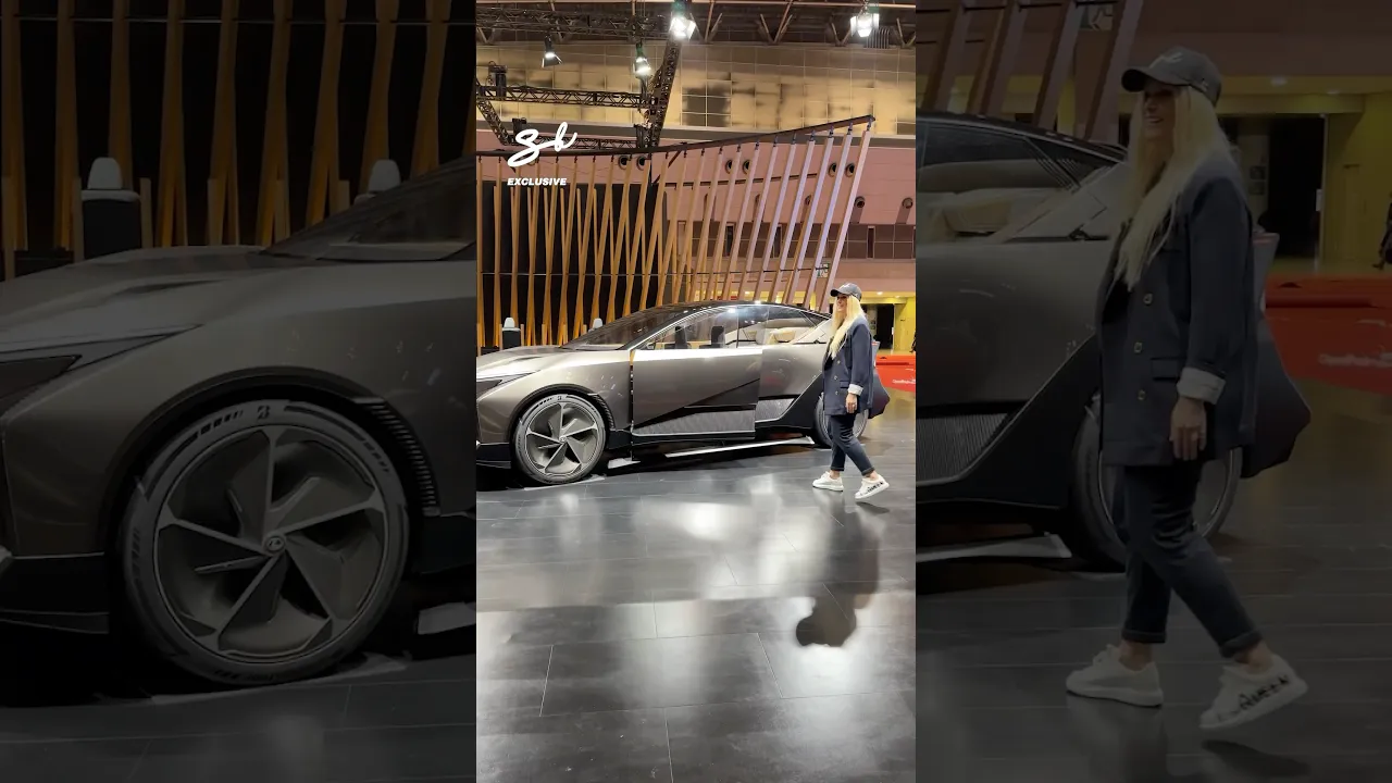 You must bow to open the SUV of the future 🙇‍♂️ #suv #cars #tech