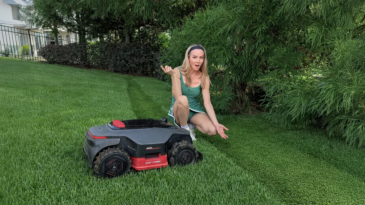 The Tesla of Robot Lawn Mowers - MOVA LiDAX Ultra AWD