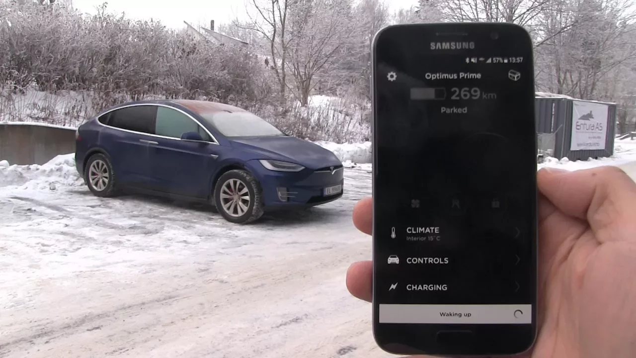 Model X lost 6 km/4 mi per day with power saving