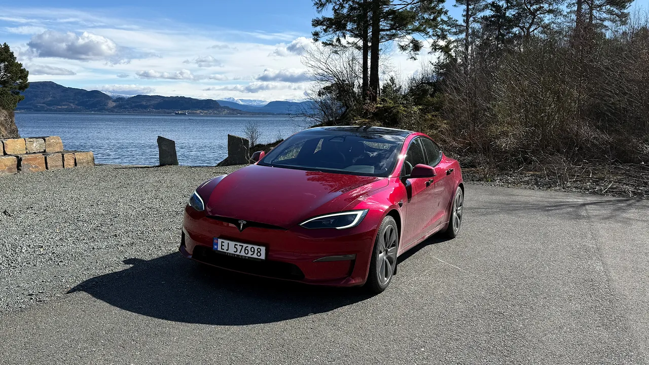 Tesla Model S er en fortsatt fantastisk fin bil