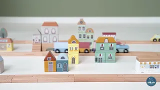 Little Dutch Railway Train XL Set, Starter-kit product video.