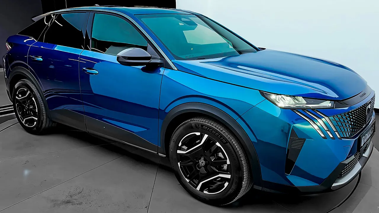 2025 Peugeot 3008 - Small Family Sporty SUV!