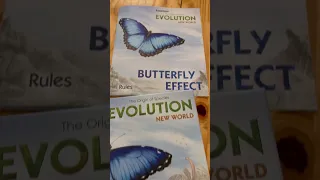 Evolution New World Board Game | Components
