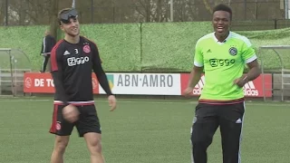 BLINDFOLD PENALTIES WITH AN AJAX PLAYER!