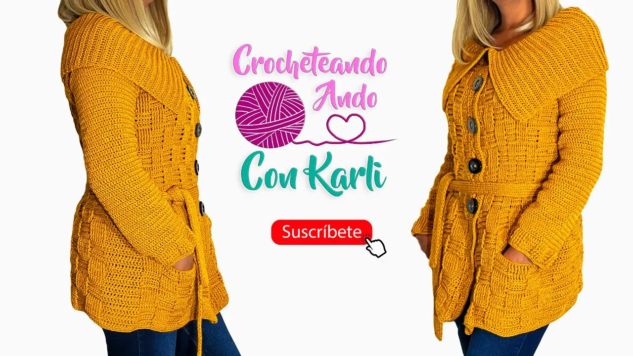 Cárdigan mostaza a crochet con textura de cuadritos, mangas largas, cuello amplio, botones, cinturón y bolsillos.
