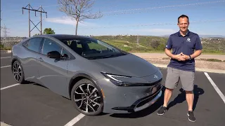Is the 2023 Toyota Prius Prime a BETTER sedan to buy than a Honda Accord Hybrid?