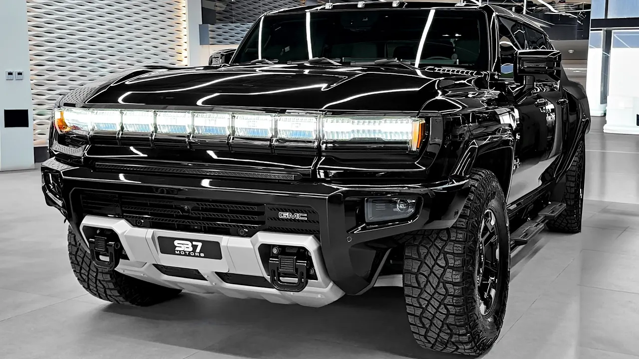 2026 GMC Hummer EV - Interior and Exterior Details