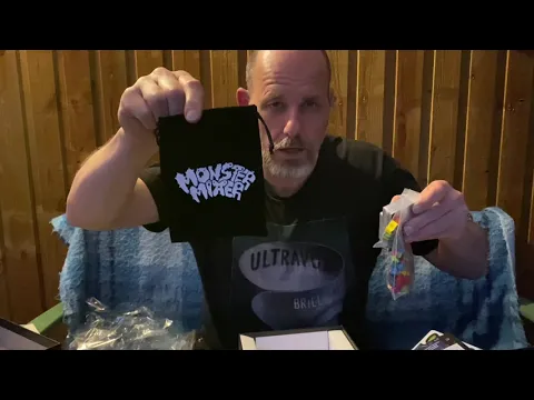 Spelkult packar upp Monsters on Board