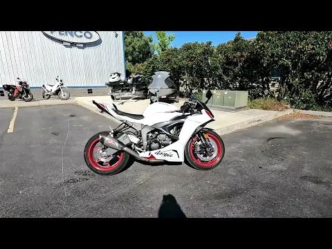 2025 Kawasaki Ninja Zx-6r Thumbnail alt