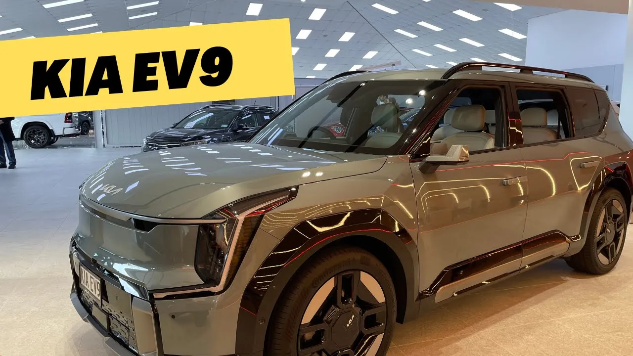 KIA EV9 walkthrough - A big electric family SUV that can tow!