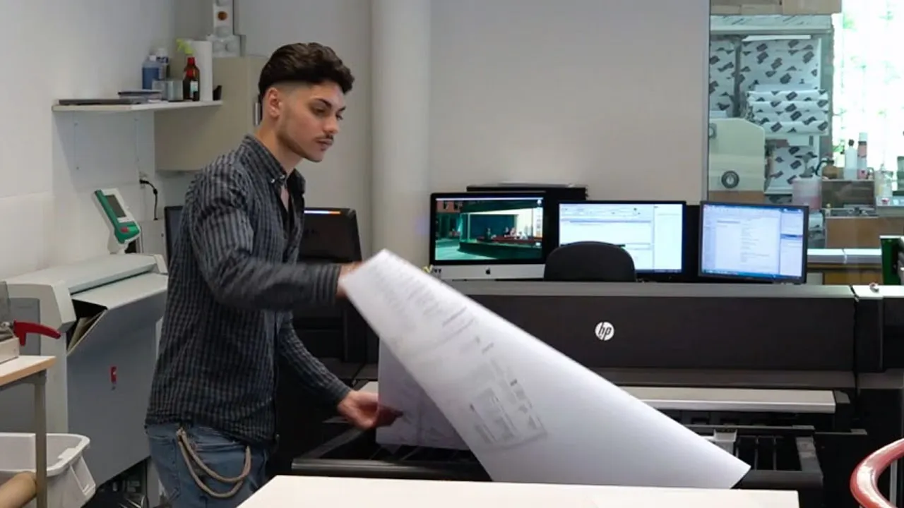 Medientechnologe/-login (Printmediatechnik) EFZ – Film mit Porträt eines Lernenden