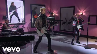 Machine Gun Kelly - ay!, maybe, emo girl f/ WILLOW (The Late Late Show with James Corden)