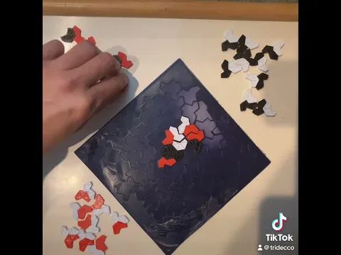 New game based on Einstein shape