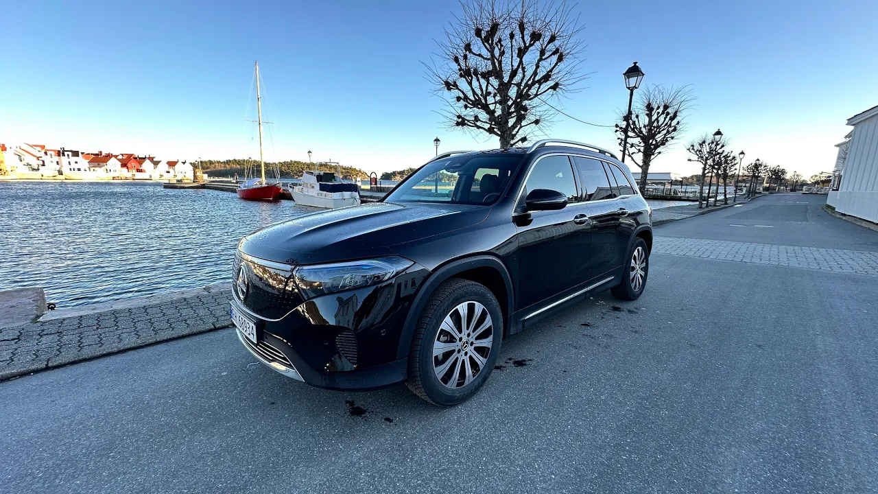 Mercedes-Benz EQB 300 4MATIC   - DEL 2