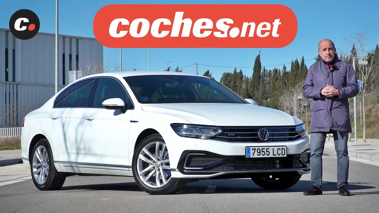Volkswagen Passat GTE Híbrido Enchufable | Prueba / Test / Review en español | coches.net