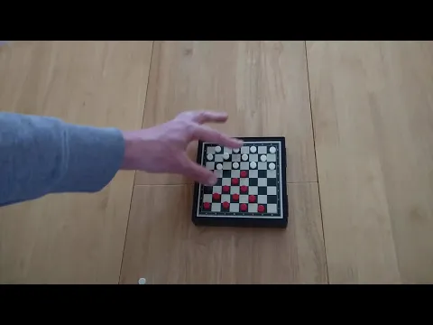 Checkers | Draughts basic strategy.  Abstract board games * Amass Games * classic chess Go solvable