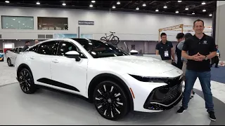 Is the NEW 2023 Toyota Crown the ULTIMATE hybrid luxury sedan?
