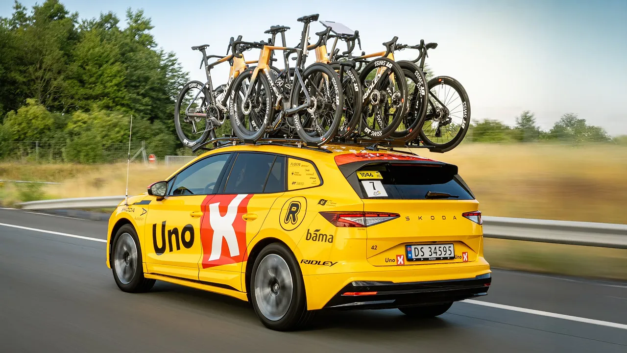 Tour de France går elektrisk – Uno-X setter standarden med Skoda Enyaq