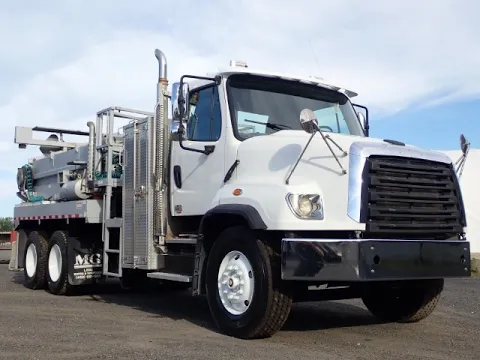Freightliner 114sd 2013 Thumbnail