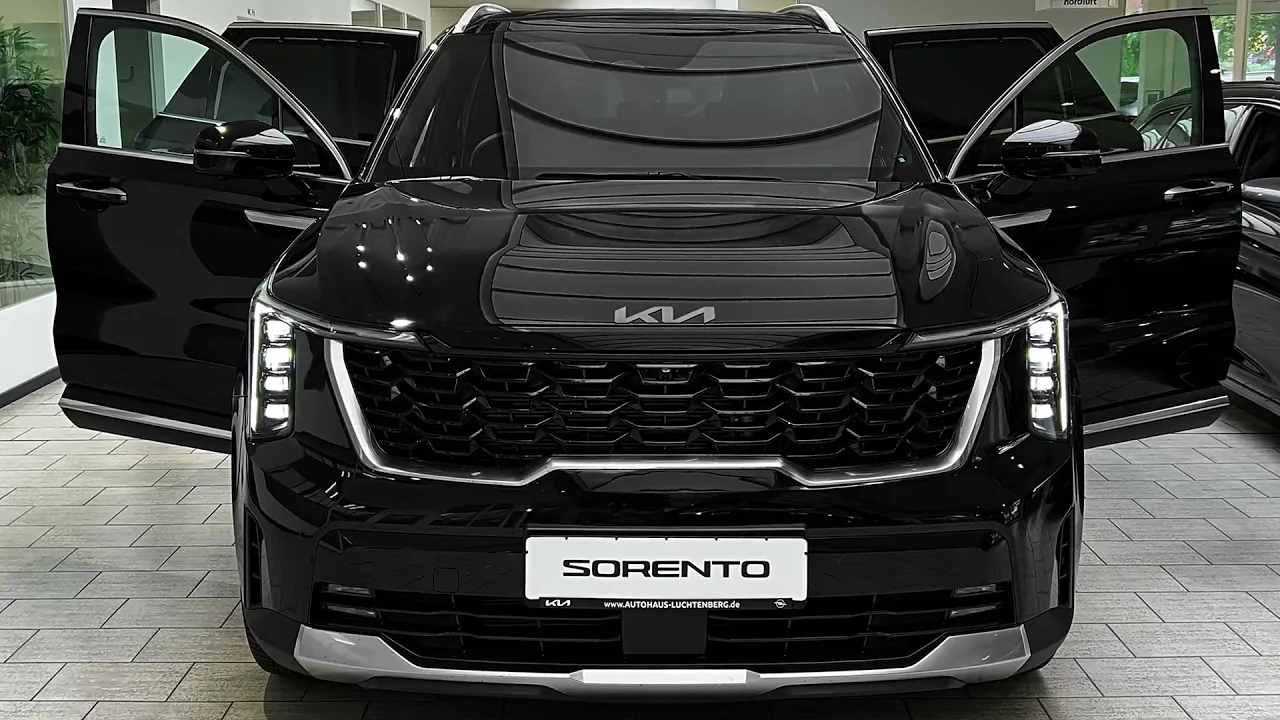 2025 Kia Sorento - Excellent and Spacious Family SUV!