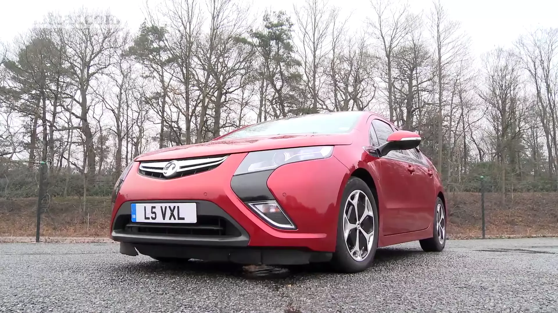 2013 Vauxhall Ampera review - What Car?