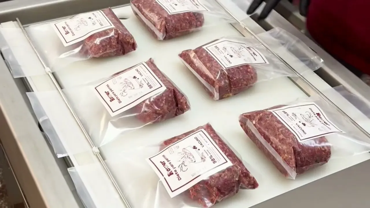 Video de Rawer - Alimento natural para perros y gatos