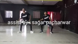 Hiphop dance ::: Ding dang Ding dang ( Munna Michael ) tiger shroff / Swapnil Tayade choreography
