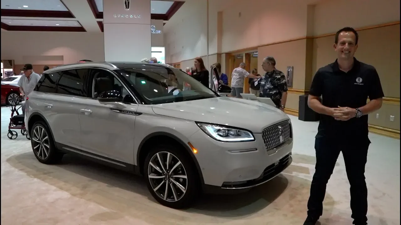 Is the 2020 Lincoln Corsair just a luxury Ford Escape or BETTER?