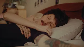 Agnieszka Chylińska - Kochaj ją (Official Video)