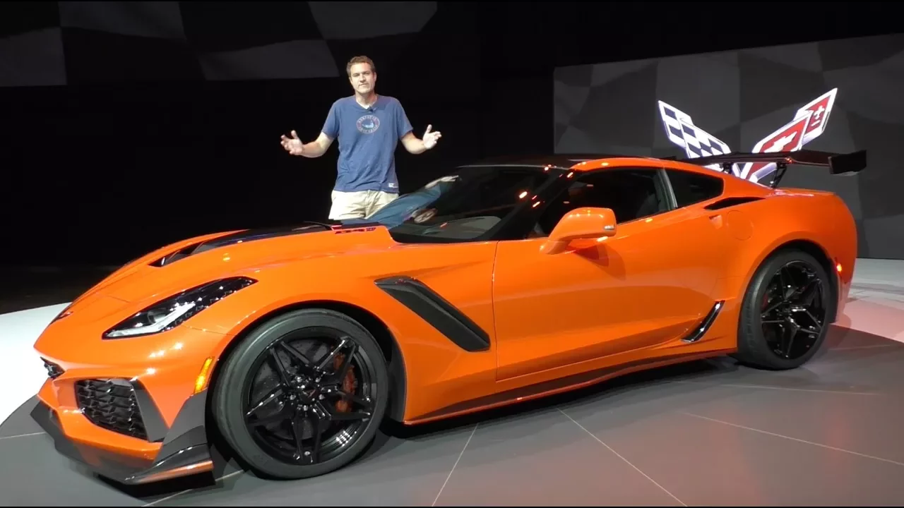 Here's a Tour of the 2019 Chevy Corvette ZR1