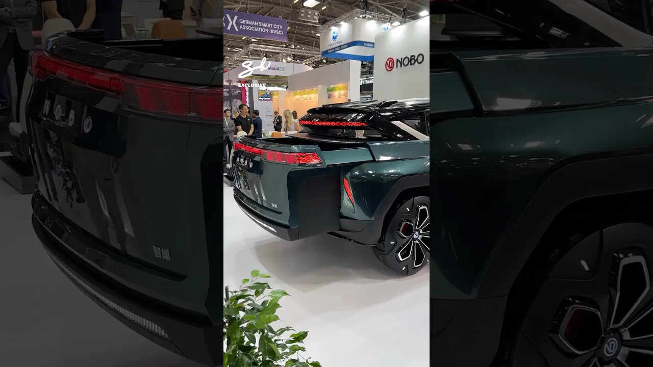 Is there any part of this car that doesn't move? 😱 #nobo #conceptcar #supercars