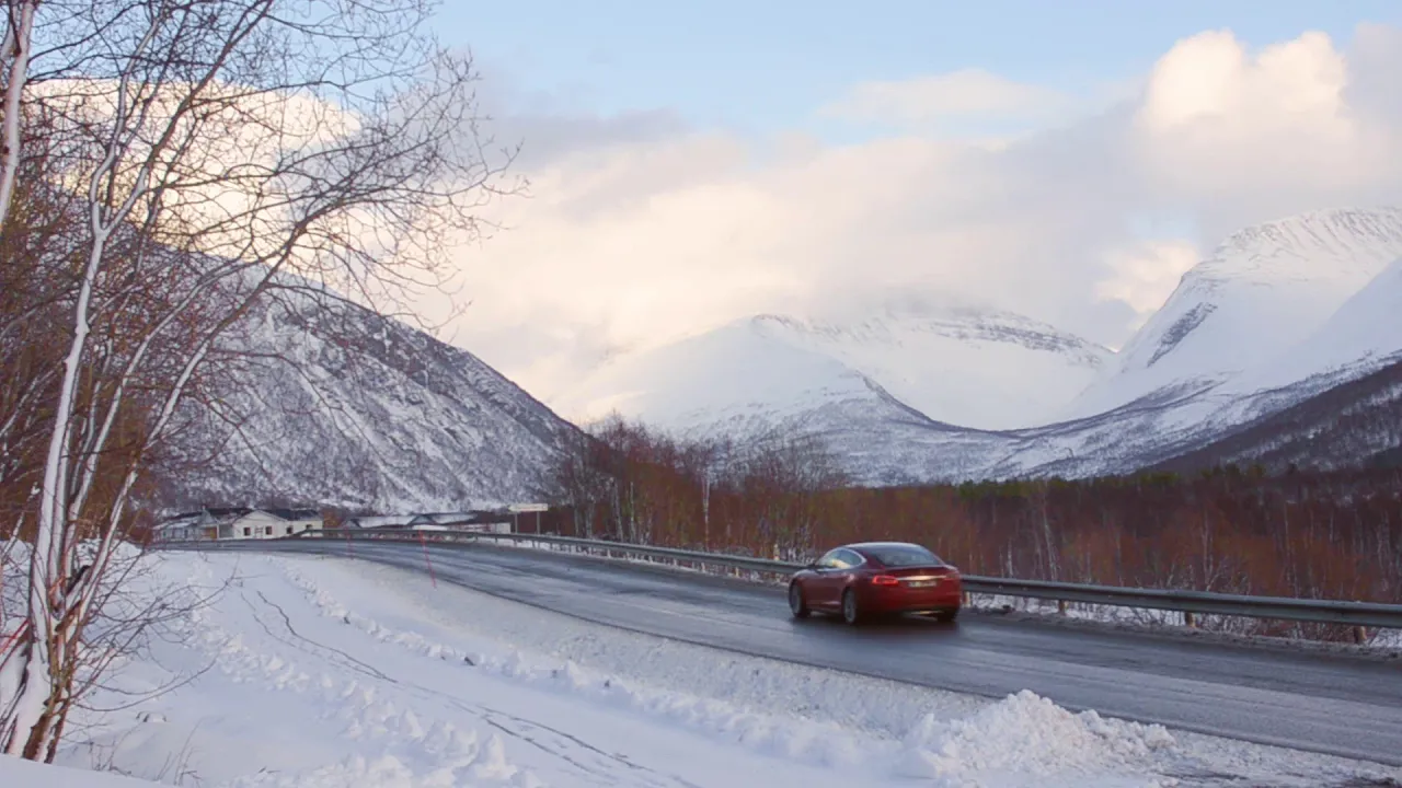 Tesla Model S videos: #8 North Cape part 1