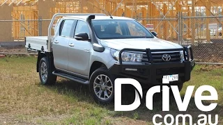 2015 Toyota HiLux Review | Drive.com.au