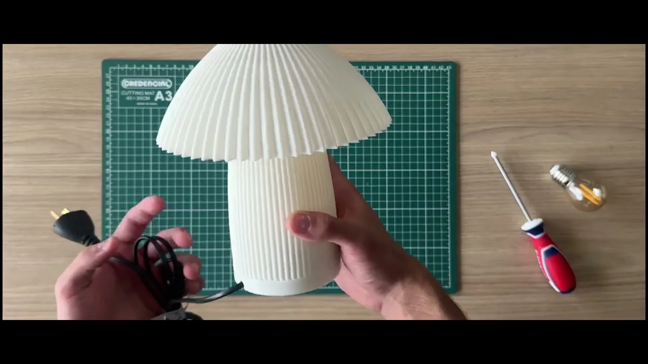 Video de Bohr Studios | Lámparas únicas de diseño moderno