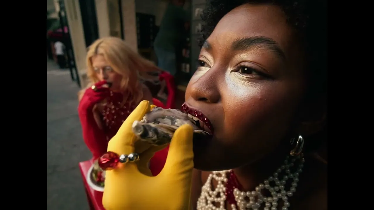 Vídeo de Marina Miçangas