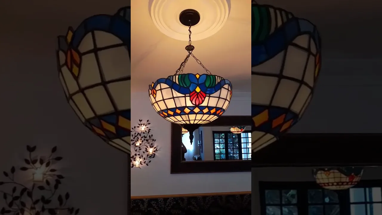 Vídeo de Relustre - Abajures Tiffany Exclusivos