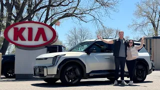 Dumping PHEV For Full Electric! Our Friends Go Big w/ Kia EV9 - Great Lease Deal & Full Tour